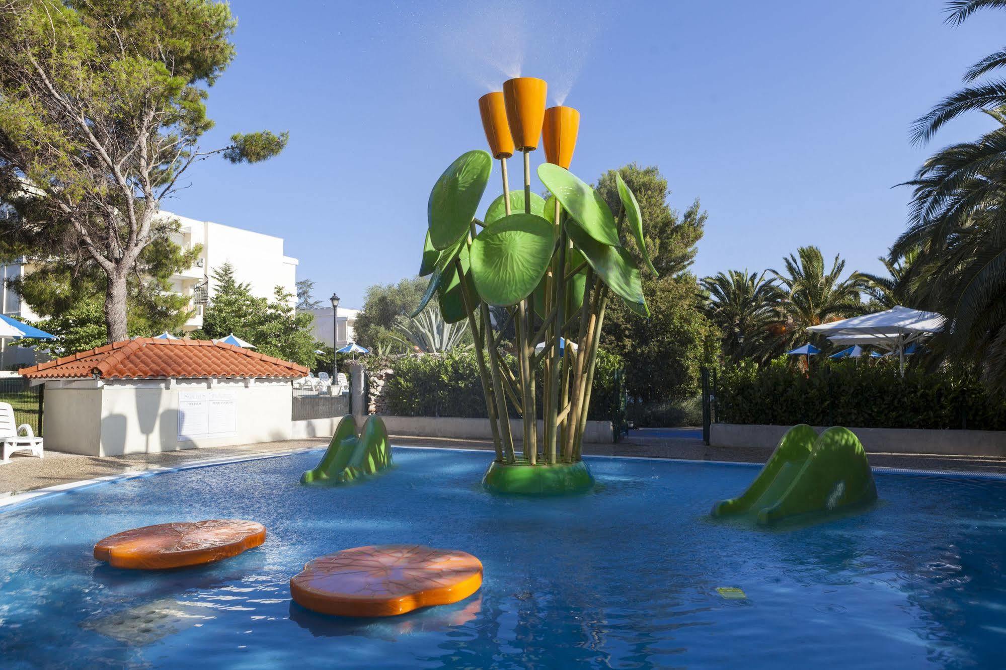 Waterman Svpetrvs Resort 4*